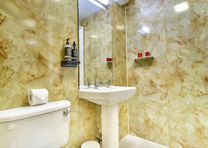 Muthu Ben Doran Hotel